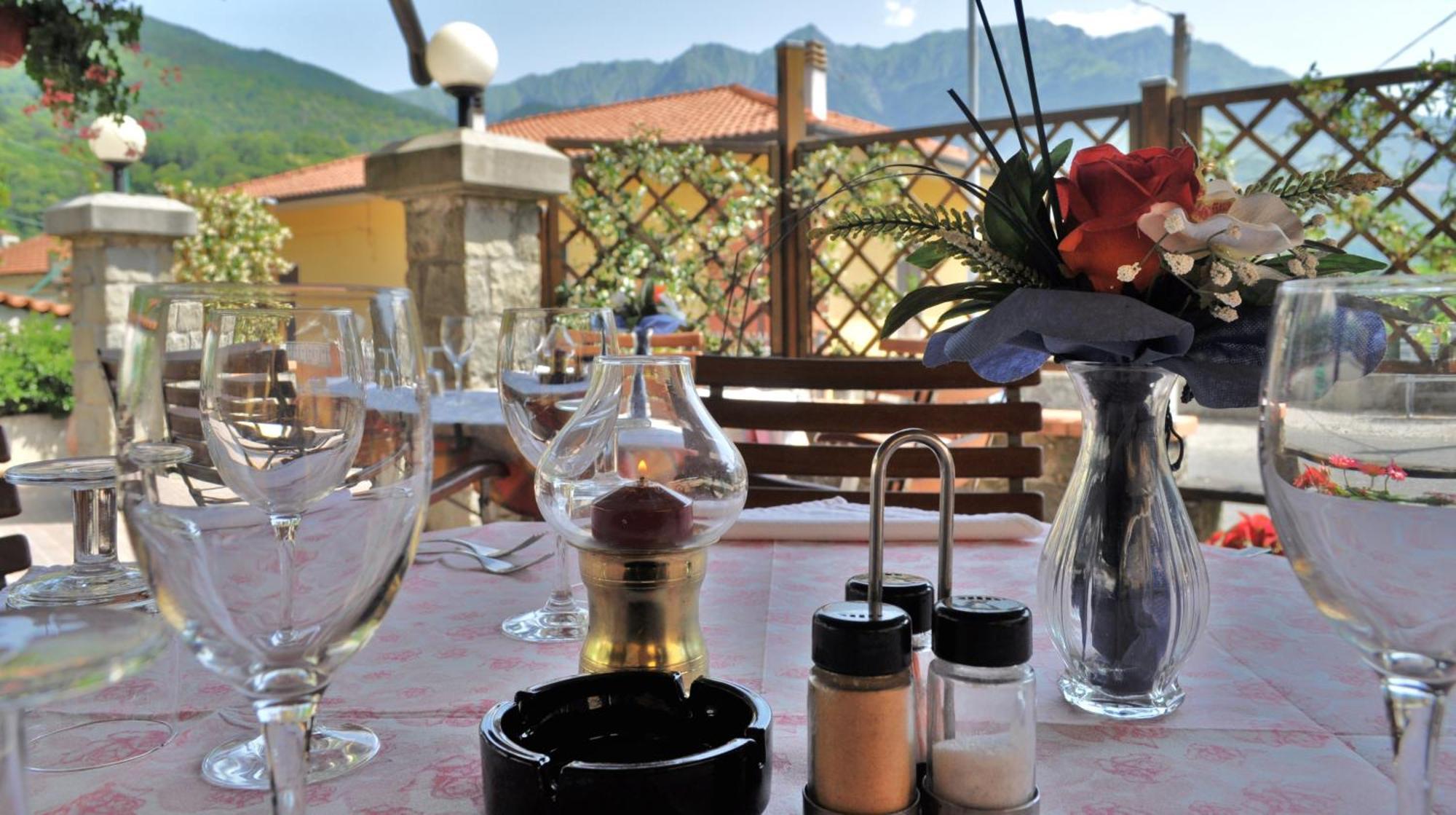 Albergo Miramonti Comano (Tuscany) Exterior foto